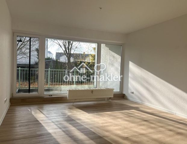 Erstbezug nach umfangreicher Modernisierung - Schicke 2R-Wohnung mit Balkon und EBK - Foto 1