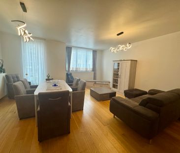 Appartement te huur - Photo 1