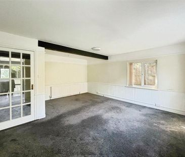 4 bedroom bungalow to rent - Photo 2