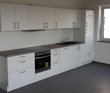 2 – Zimmer Wohnung mit Einbauküche und tollem Weitblick über Gießen! - Foto 1