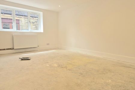 West Royd Avenue - Photo 5