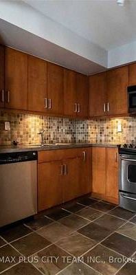 2 Bedroom, 3 Bathroom - 2-Storey Townhome - Photo 1