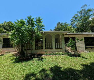 LARGE HOME!!!! - Photo 1