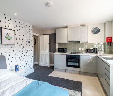 Studio to rent - Photo 4