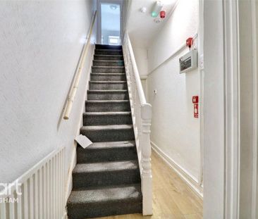 1 bedroom coach house to rent - Photo 4