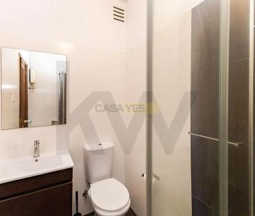 Apartment T4 in Lordelo do Ouro e Massarelos, Porto - Photo 4