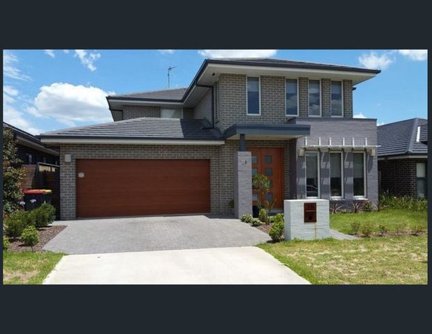 Beautiful Modern 5-bedroom Double Story Family Home!!! - Photo 1