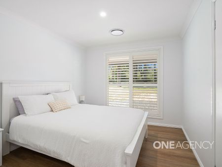 BEAUTIFUL FAMILY HOME IN PEACEFUL WOOLLAMIA SETTING - Photo 4