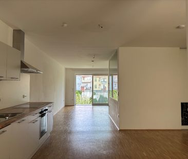 Wohlfühlen garantiert: Helle 3-Zimmer-Wohnung mit Balkon & viel Platz - Photo 4