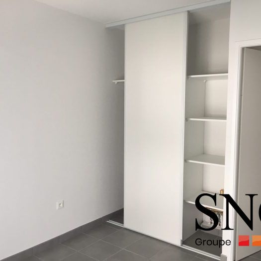 T2 AVEC BALCON ET PARKING - Photo 1