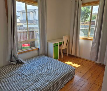 Doveton - Photo 3