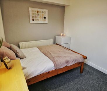1 bedroom in a house share to rent - Photo 5