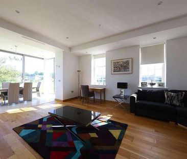 Branden House, Hensol Castle, CF72 - Photo 2