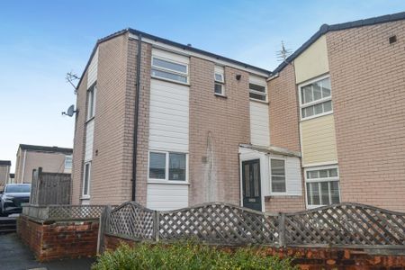 3 bedroom terraced house to rent - Photo 4