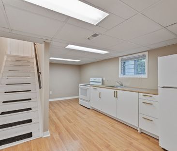 For Lease - 46 Athol Avenue Unit# Bsmt, Toronto, Ontario - Photo 6