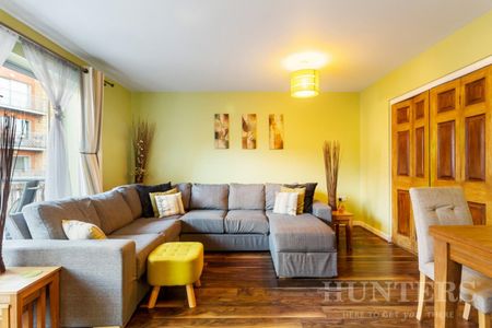 1 bedroom Flat To Let - Photo 3