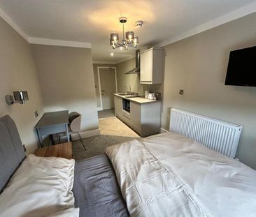 Studio to rent - Photo 5