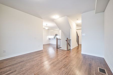 For Lease - 4 Thomas Frisby Jr. Crescent, Markham, Ontario - Photo 4