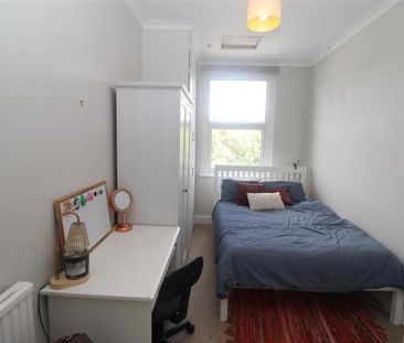 4 bedroom house to rent - Photo 3