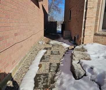 For Lease - Bsmt - 1605 Deerbrook Drive, Pickering, Ontario - Photo 4