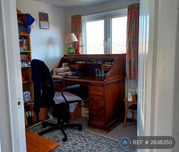 3 bedroom terraced house to rent - Photo 5