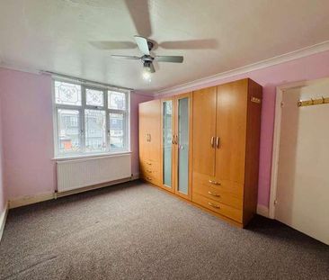 Westrow Drive, Barking, IG11 - Photo 6