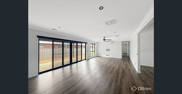 Spacious, Modern & Ready to Enjoy - Photo 1