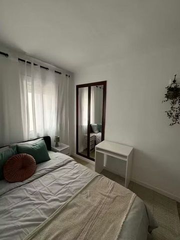 Carrer de Juan Castelló, Valencia, Valencian Community 46009 - Photo 3