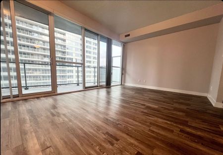 For Lease - 20 Bruyeres Mews Unit# 1110, Toronto, Ontario - Photo 4