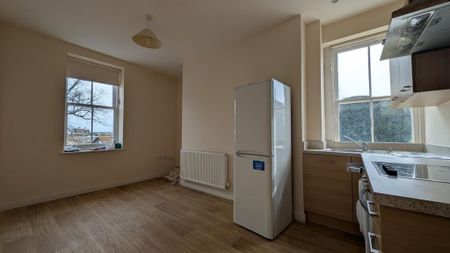 1 bedroom flat to rent - Photo 5