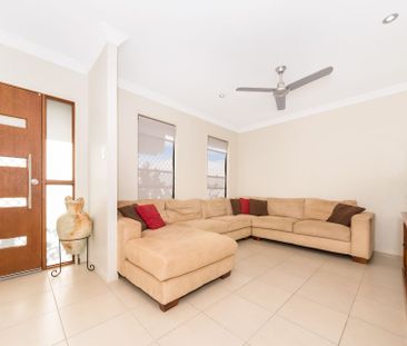 25 Bilbao Pl, Bushland Beach - Photo 1