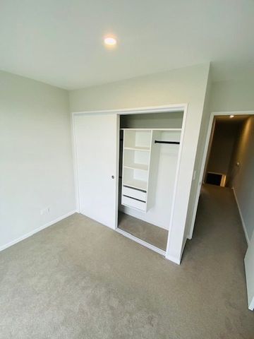SILVERDALE, 3 BEDROOMS - Photo 4