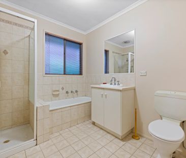 Charming Residence Near Forest Hill Chase - Photo 6