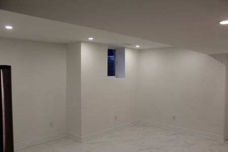 For Lease - 2 Bakersfield Road, Brampton, Ontario - Photo 4