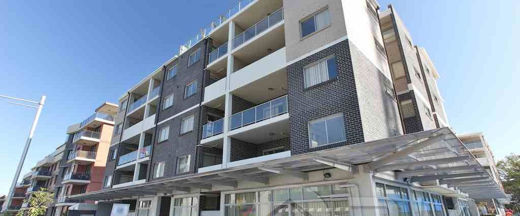 2 bed apartment for lease, offers welcome! - Photo 1