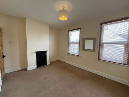 2 bedroom terraced house to rent - Photo 3