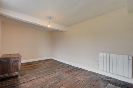 4 bedroom cottage to rent - Photo 2