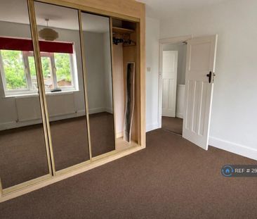 3 bedroom terraced house to rent - Photo 2