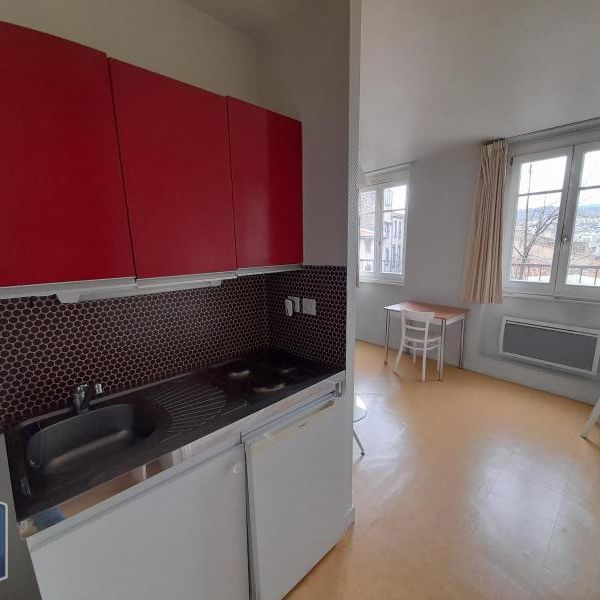 Location Appartement 1 pièce 19m² CLERMONT FERRAND 63000 - Photo 1