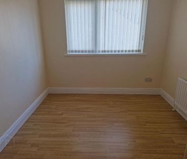 31 Summer Hill, Warrenpoint, Newry, BT34 3JB - Photo 4