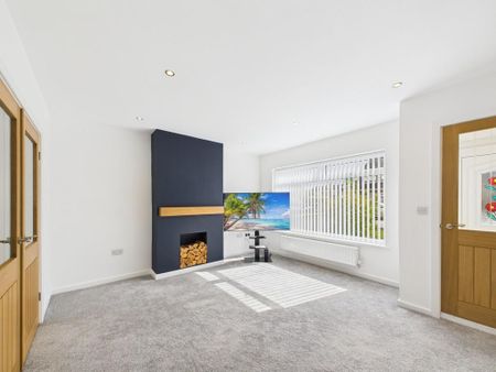 3 bedroom semi-detached house to rent - Photo 3