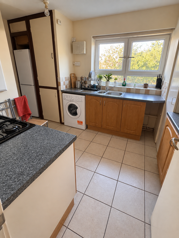 2 bedroom flat to rent - Photo 3