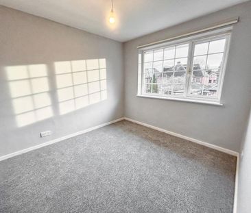 3 bedroom end of terrace house to rent - Photo 4