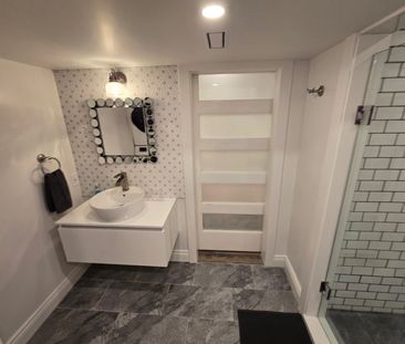 For Lease - 63 Queens Avenue Unit# B, Toronto, Ontario - Photo 4
