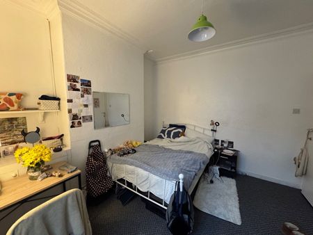 3 Bed Terraced House, Hibbert Street, M14 - Photo 5