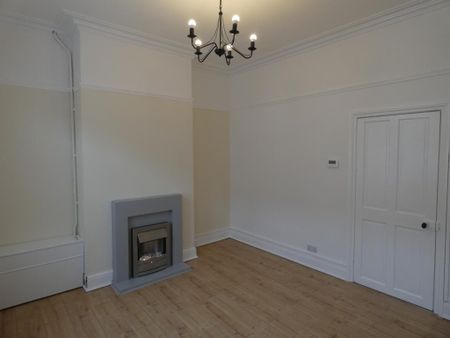2 bedroom terraced house to rent - Photo 2