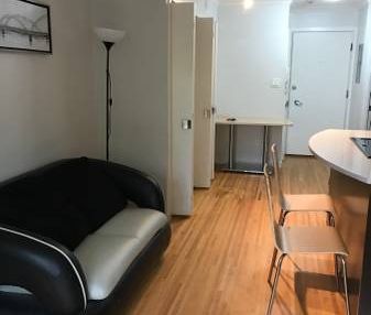 RENOVATED-AVAILABLE Nov 1st-Pet Welcome Furnished 1 Studio@ 1540 Haro - Photo 1