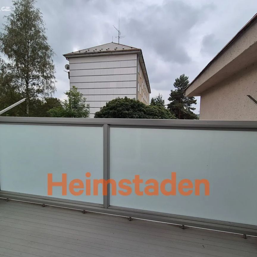 Pronájem bytu 1+1 38 m² - Photo 1