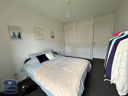 Location Appartement 2 pièces 55m² LILLE 59000 - Photo 5