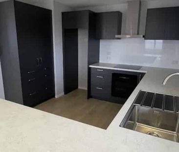 Whakaruru Crescent, Flaxmere - Photo 3